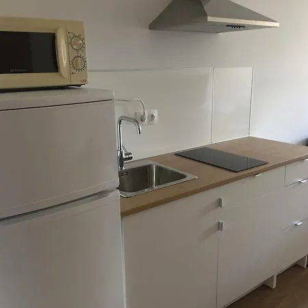 America Asn Apartment